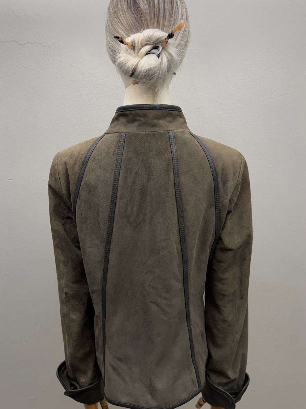 Classiques Entier Atelier 100% Leather Suede Jacket Brown Gray Trim Snap Front M - Picture 6 of 16